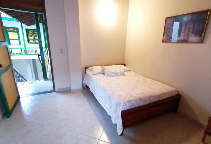 اتاق استاندارد با بالکن, Balcones Del Parque Jardin