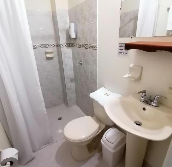 اتاق استاندارد با بالکن, Balcones Del Parque Jardin