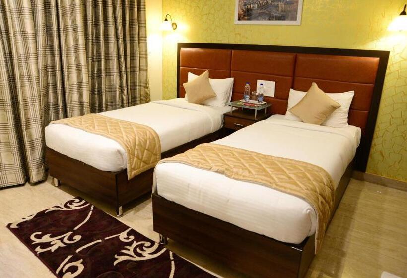 سوئیت مستر, D Breeze Suites