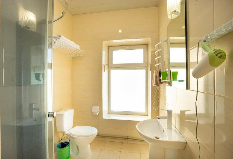 اتاق استاندارد, Crystal