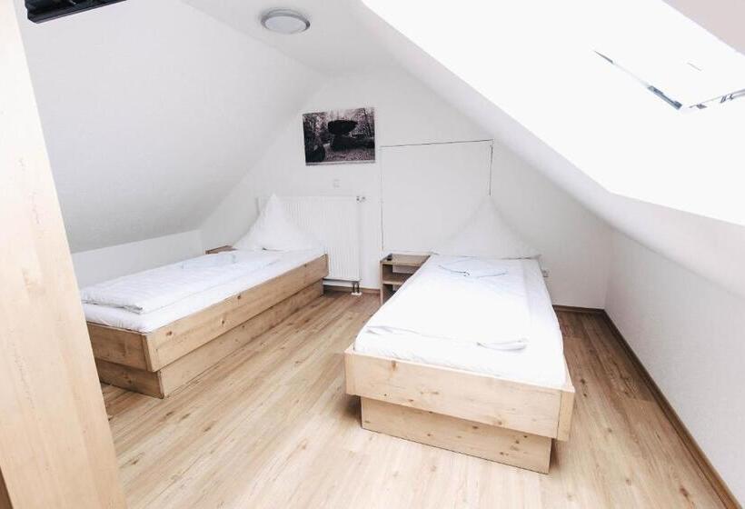 Номер Стандарт Трехместный, Gasthof Metzgerei Linsmeier