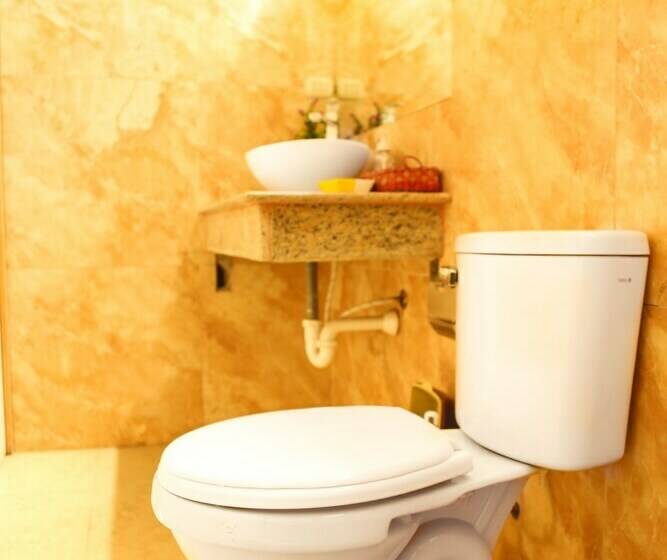 اتاق استاندارد یک نفره, Hostal Mica