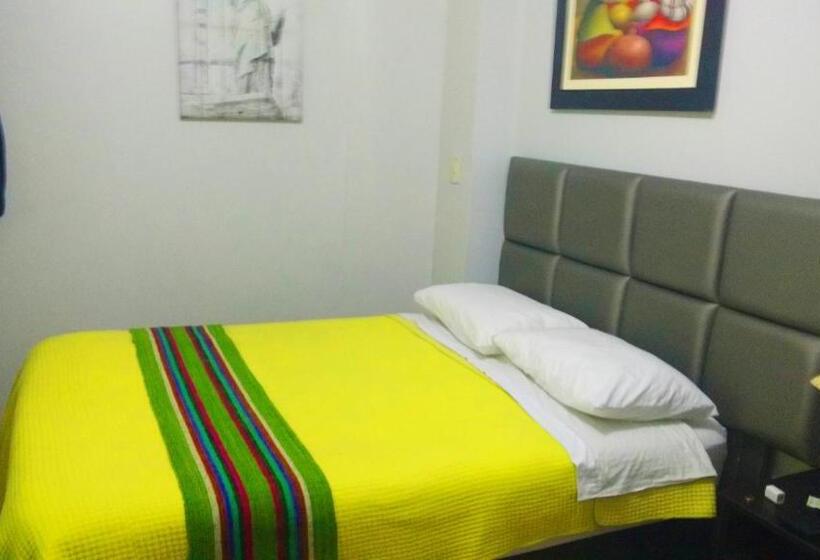 اتاق استاندارد, Hostal Mica