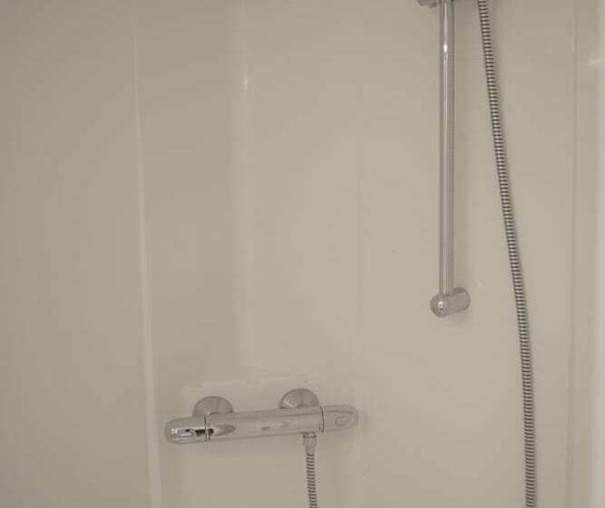 Номер Стандарт Трехместный, Mape