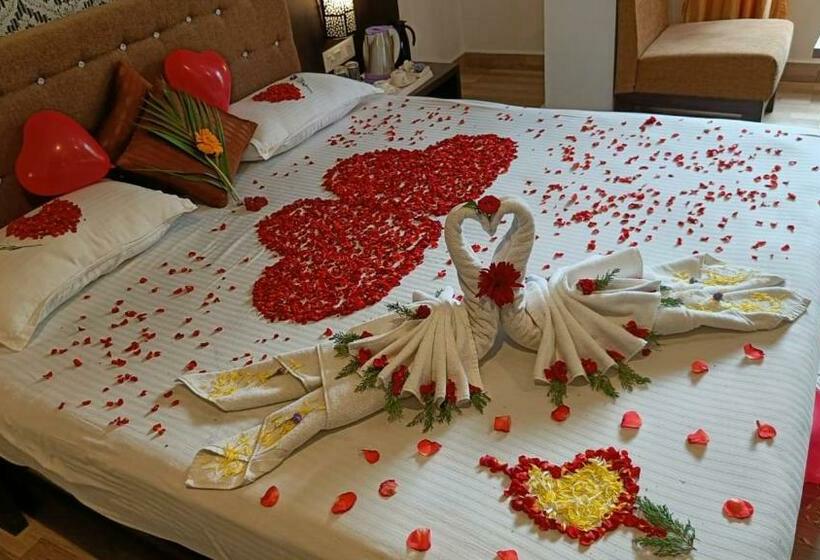 غرفة ديلوكس, S R Castle