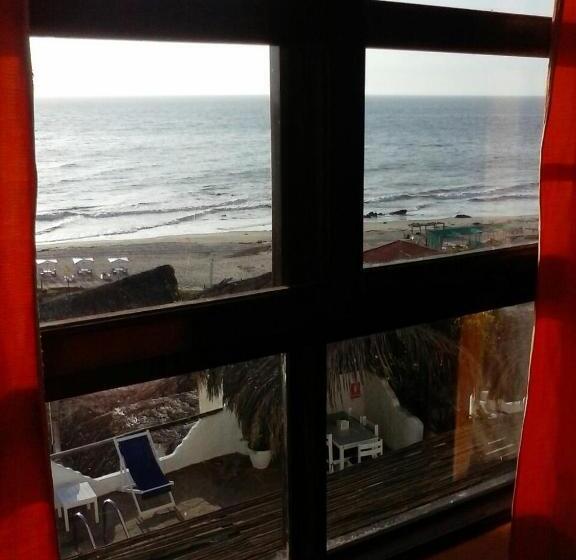 اتاق استاندارد با تراس و چشمانداز دریا, Smiling Crab