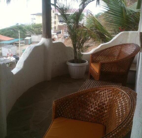 اتاق استاندارد با تراس و چشمانداز دریا, Smiling Crab