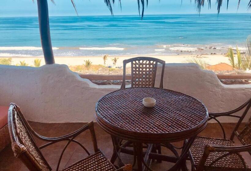 اتاق خانوادگی با چشمانداز دریا, Smiling Crab