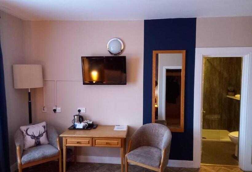 이코노미 룸, The Renishaw Rooms