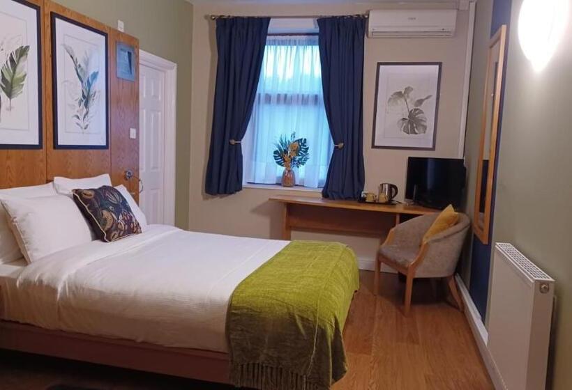 Номер Economy, The Renishaw Rooms