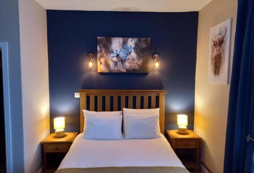 이코노미 룸, The Renishaw Rooms