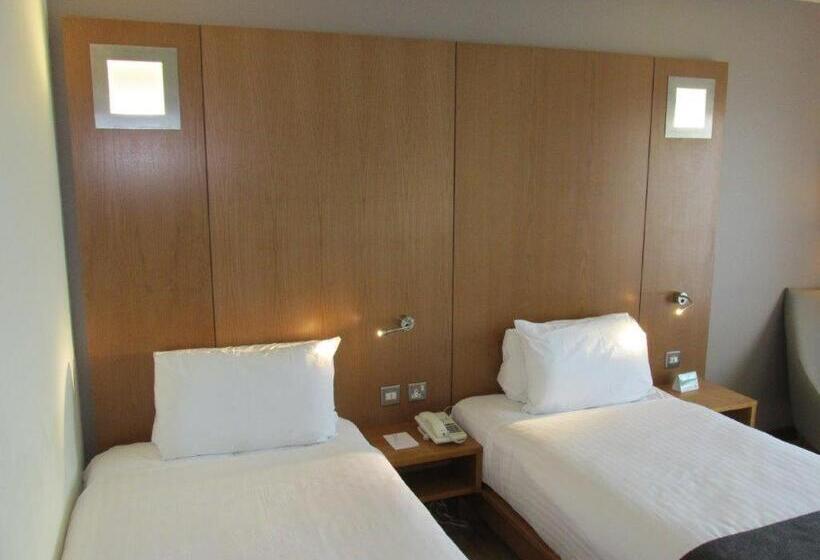 エコノミールーム, The Renishaw Rooms