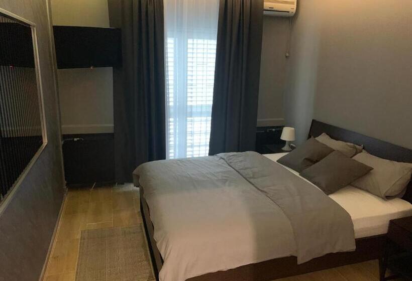 اتاق لوکس, Motel Stari Hrast