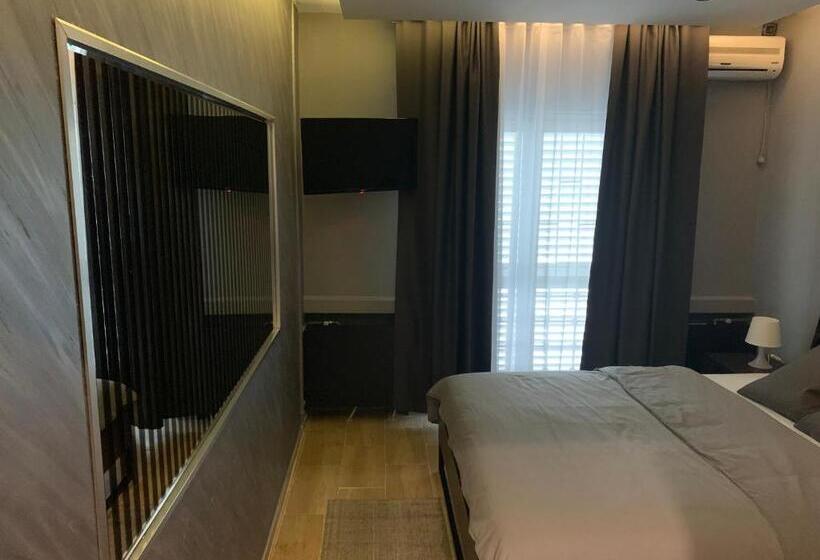 اتاق لوکس, Motel Stari Hrast