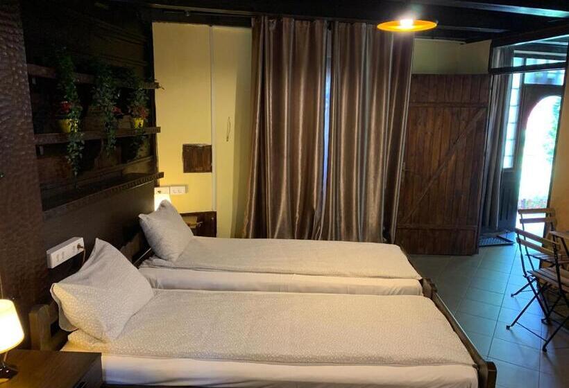 اتاق استاندارد چهار تخته, Motel Stari Hrast