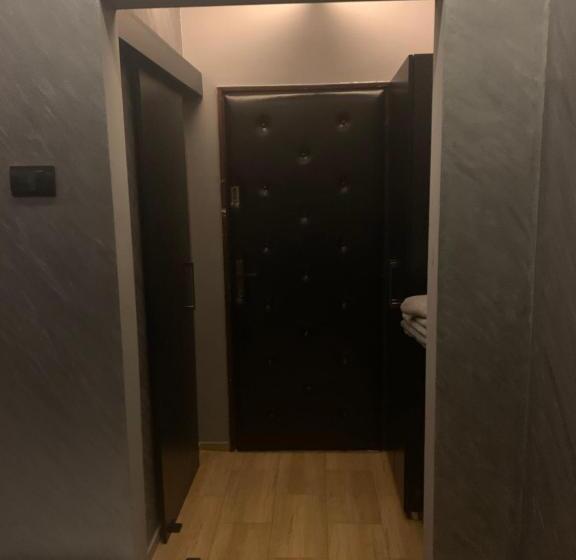 اتاق لوکس, Motel Stari Hrast