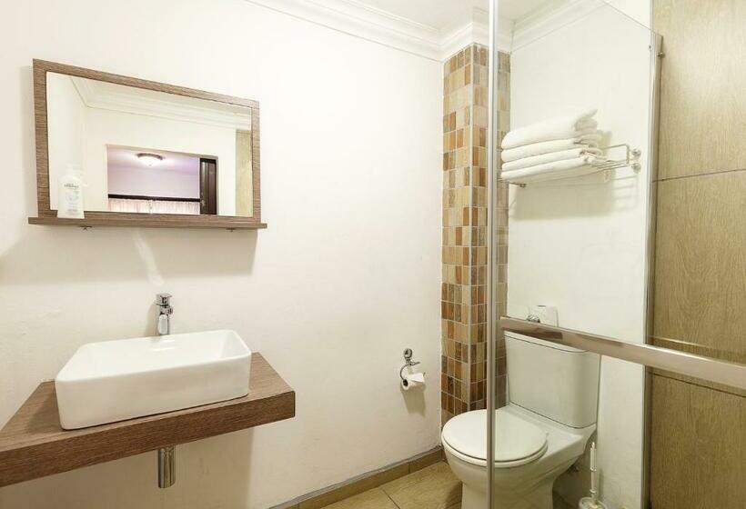 Люкс 2 Спальни, My Den Beachfront B&b And Self Catering
