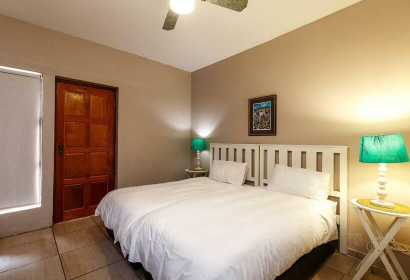 סוויטת 2 חדרי שינה, My Den Beachfront B&b And Self Catering