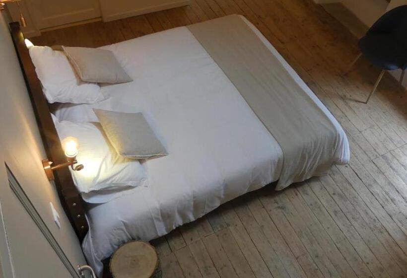 غرفة قياسية, Domaine De Tréouzien