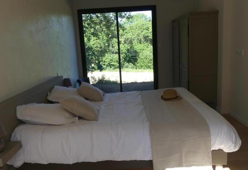 غرفة قياسية لذوى الاحتياجات الخاصة, Domaine De Tréouzien