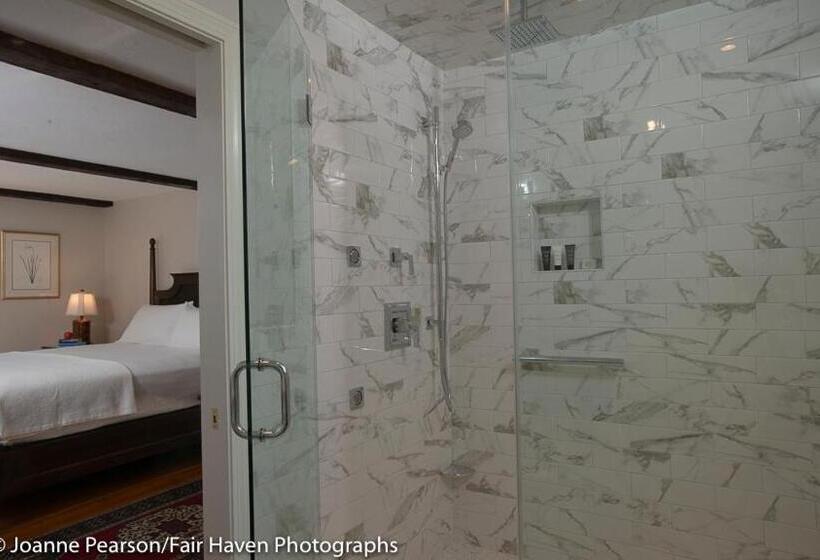 Quarto Estandar Cama King, Liberty Hill Inn