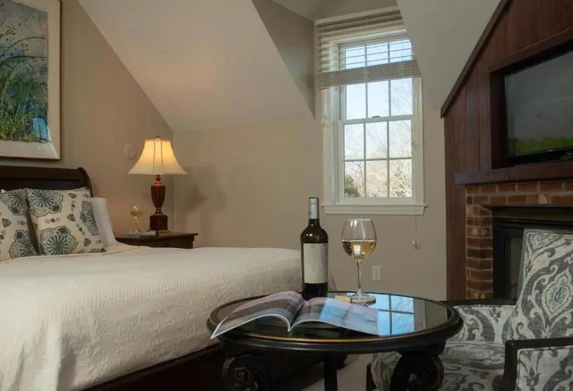 キングサイズベッドのデラックスルーム, Liberty Hill Inn