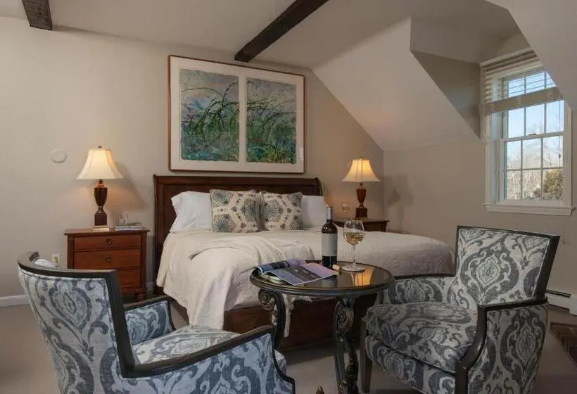 キングサイズベッドのデラックスルーム, Liberty Hill Inn