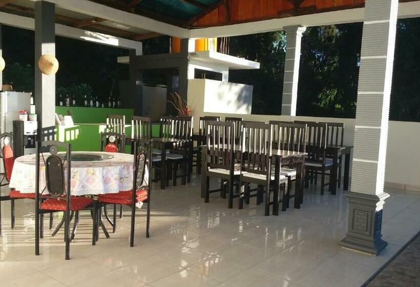 豪华房间, Bajawa Roo