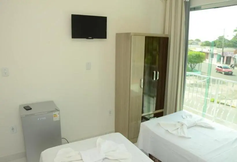 Chambre Standard 2 Lits Doubles, Icamiabas