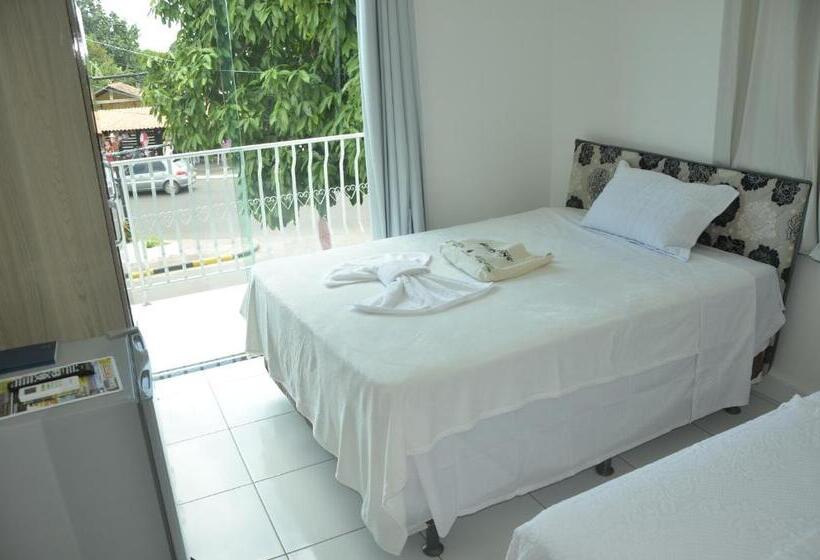 غرفه قياسيه سريرين مزدوجين, Icamiabas