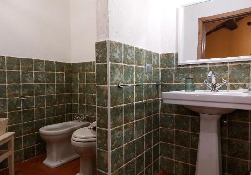 חדר סטנדרט עם מיטת קינג, La Rimbecca Greve In Chianti Country Apartments & Rooms