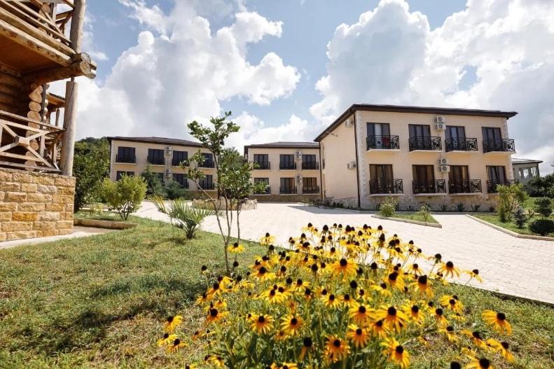 اتاق لوکس با بالکن, Paradise