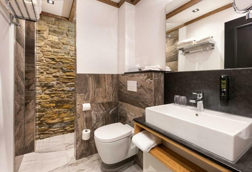 غرفة قياسية, Rittergut Osthoff