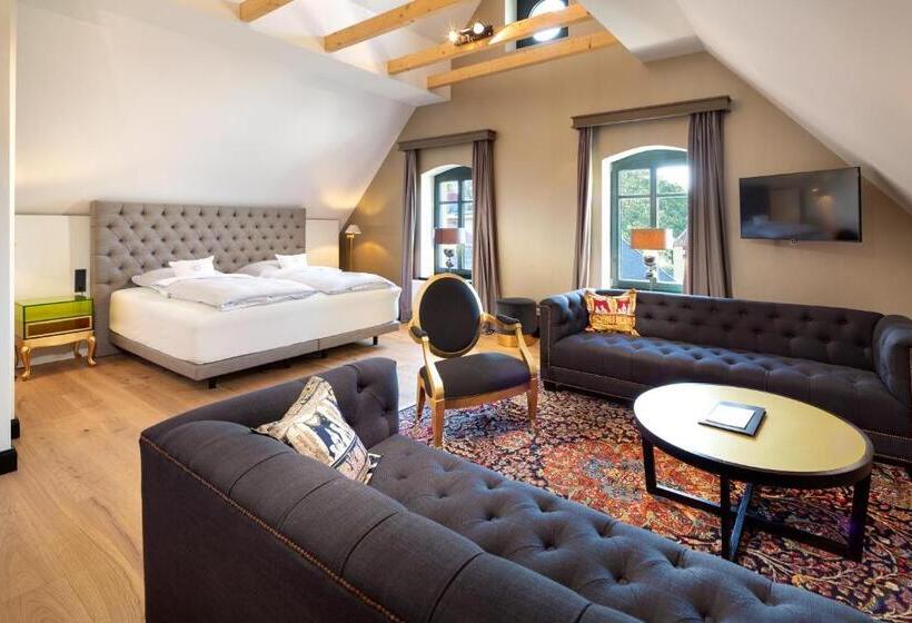 إستوديو ديلوكس, Rittergut Osthoff