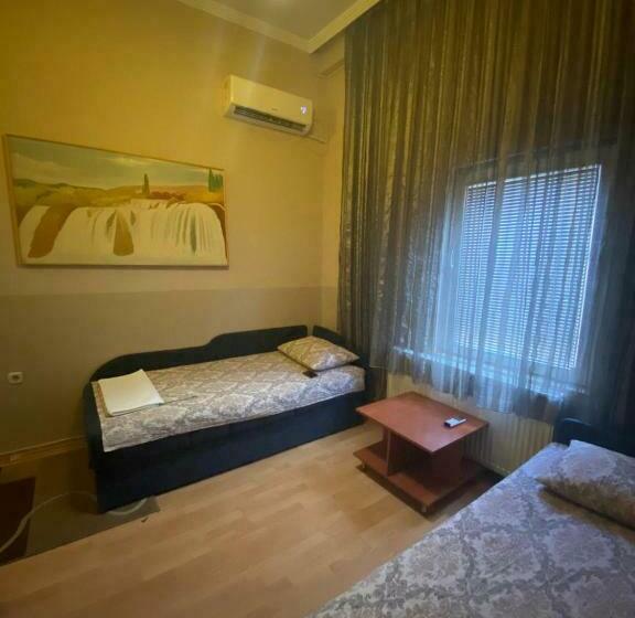 اتاق استاندارد, Santos