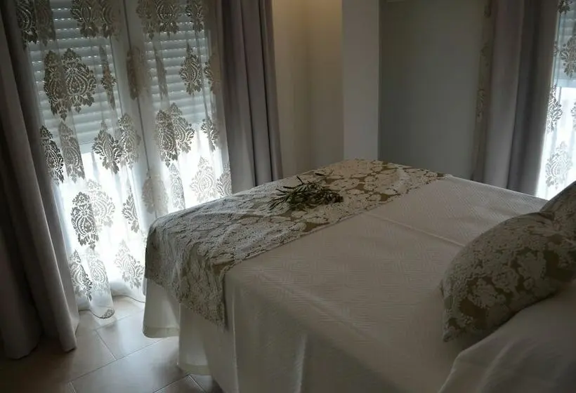 Standard Kolmen Hengen Huone, Villa Olivar