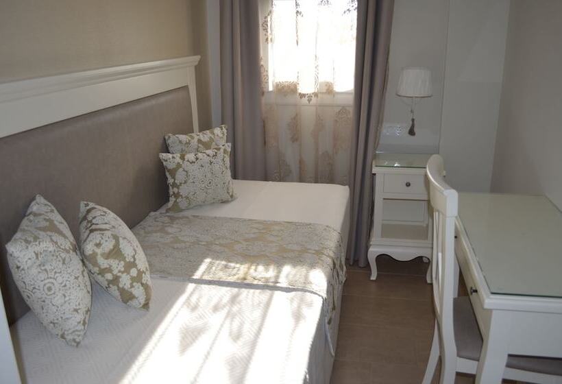 غرفة قياسية رباعية, Villa Olivar