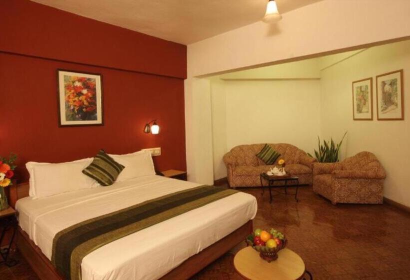 סוויטת ג'וניור, Konkan Crown Resort & Club