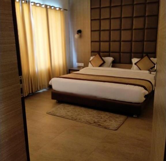 Семейный Номер, Solitaire Hotel And Resorts