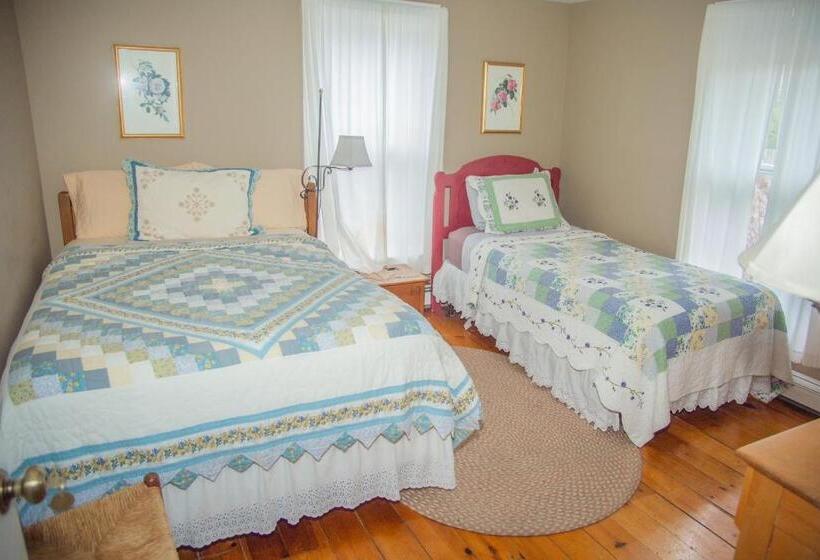 غرفة قياسية ثلاثية حمام مشترك, Sylvan Inn Bed & Breakfast