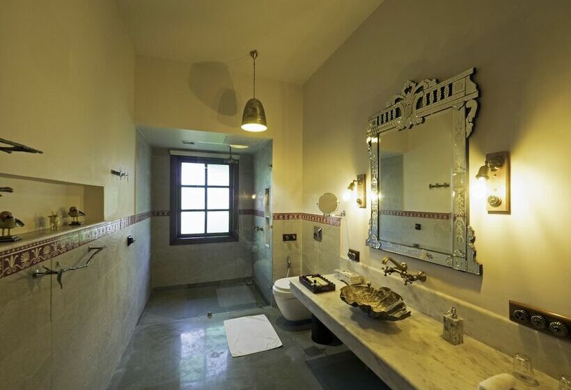小型套房, Tree Of Life Resort & Spa Varanasi