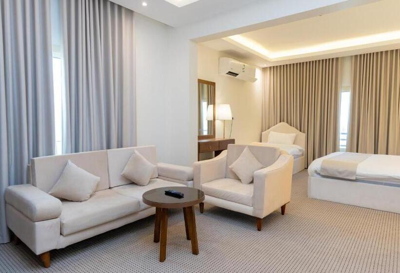 Triple Room Sea View, فندق افين