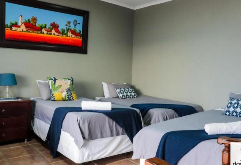 Quarto Familiar, Wild Medlar Accommodation & Venue