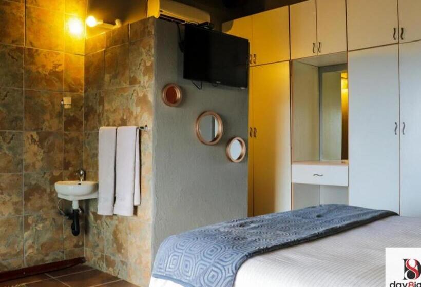 Номер Комфорт, Wild Medlar Accommodation & Venue