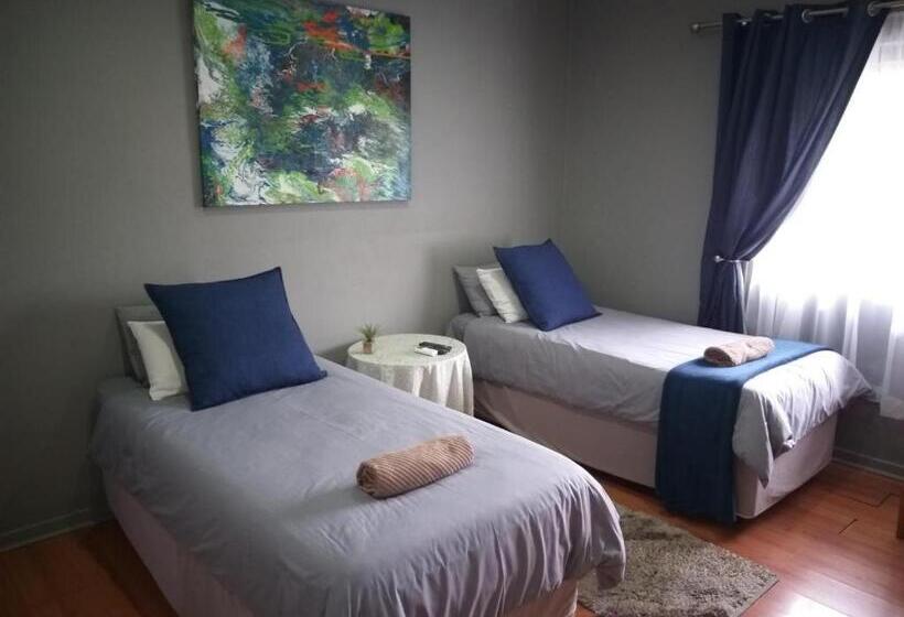 Quarto Estandar, Wild Medlar Accommodation & Venue