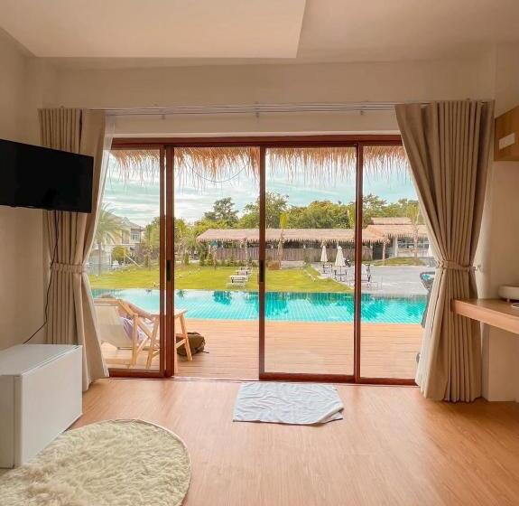 Номер Стандарт Вид на Бассейн, So Sea Resort