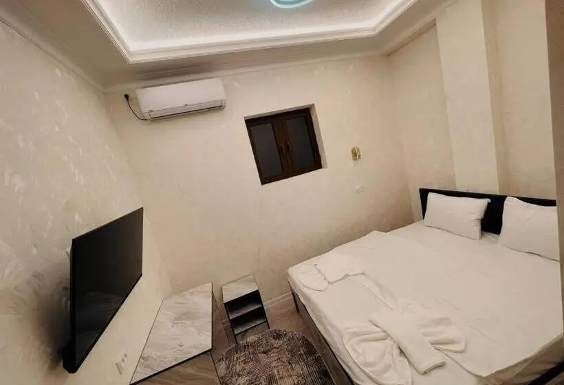 اتاق استاندارد, Status Inn