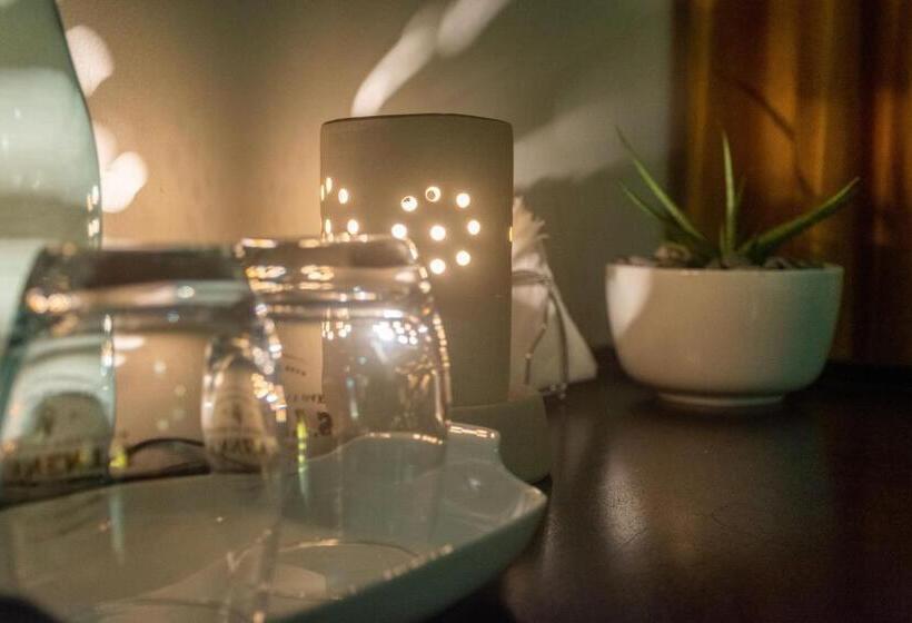 디럭스 룸, Abie Villa