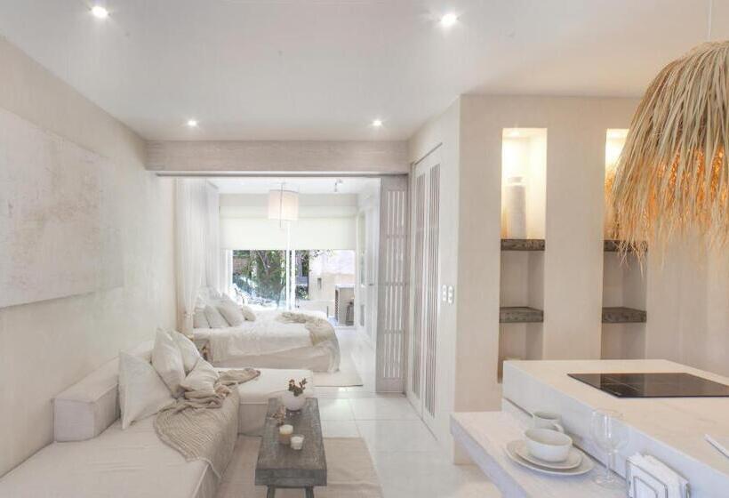 اتاق لوکس با بالکن, Jungle Luxe