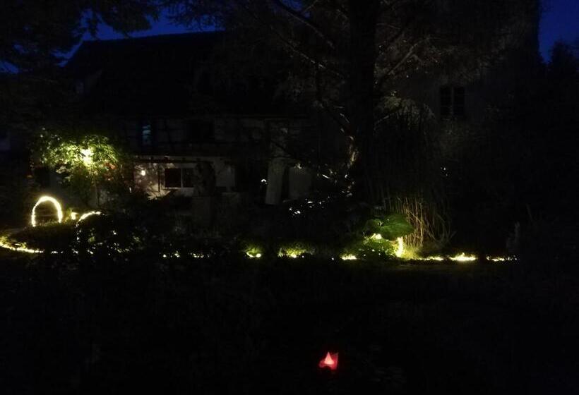 Номер Стандарт, Gîte Coté Jardin